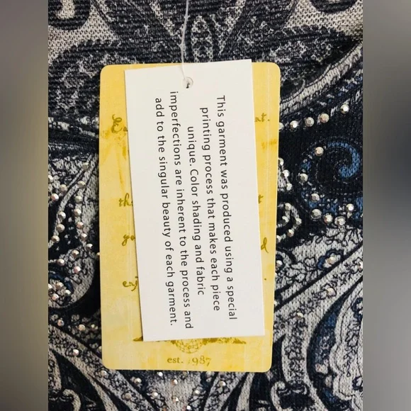 ENERGE World Wear Embellished Top XL - Picture 6 of 11